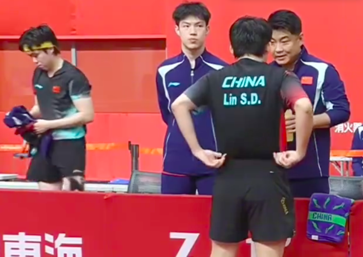 Góc Nhìn UU88: Wang Hao chất vấn Lin Shidong! CĐV mạng không hài lòng: Ông khô